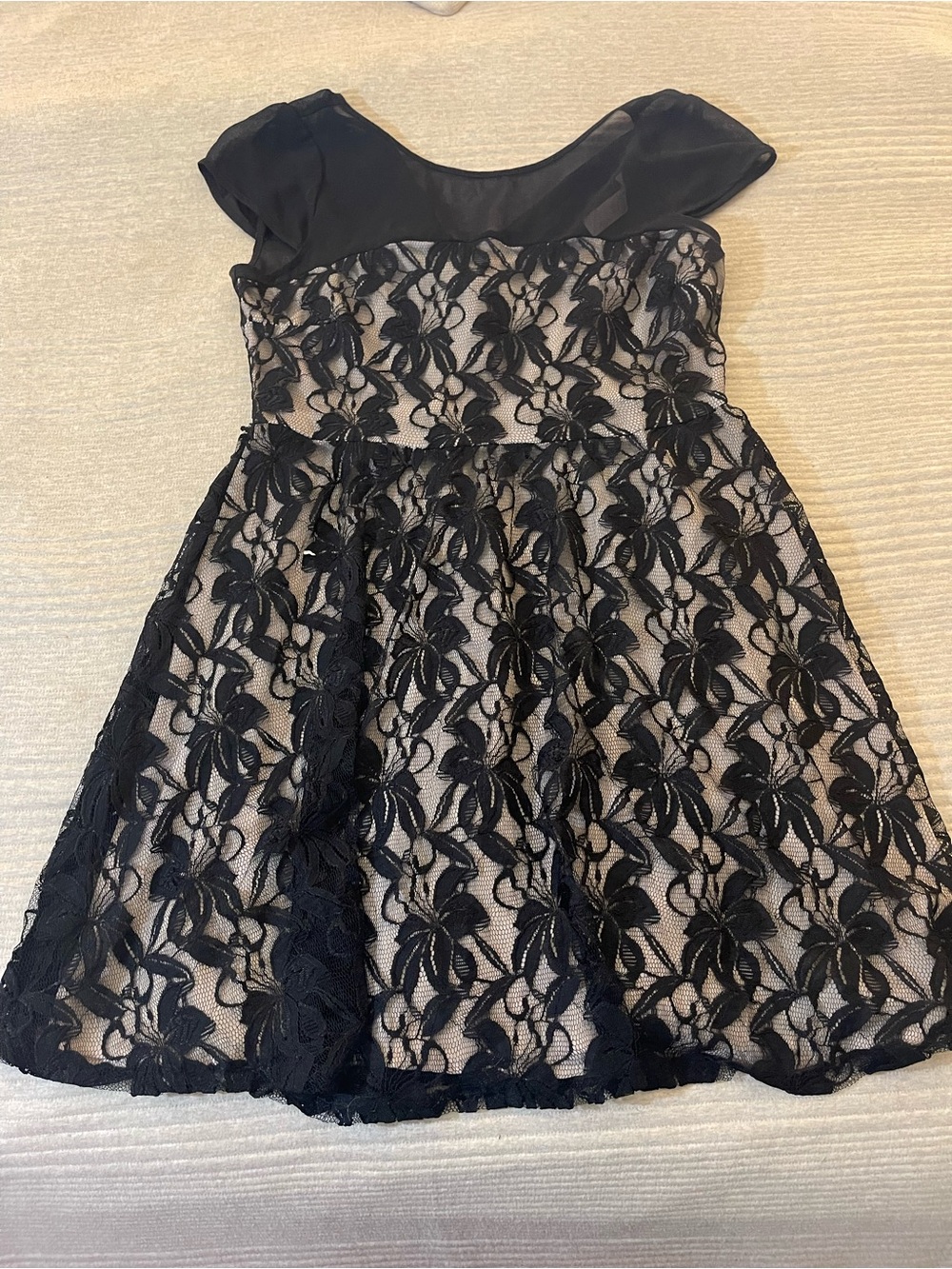 Julian Taylor NY Black Floral Lace Fit & Flare Dress Sheer Yoke Women’s 14 - Picture 1 of 4